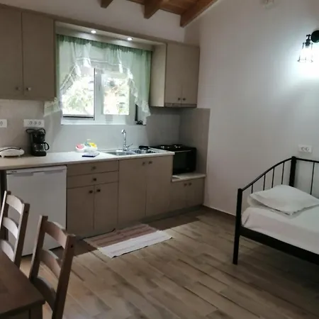 Soldatos Apartment *