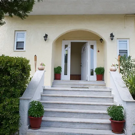 Soldatos Apartment